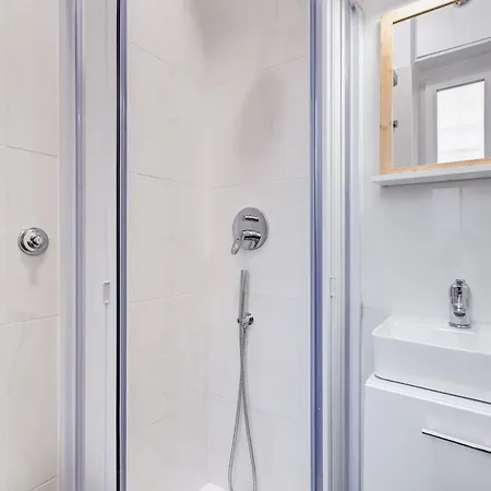 Apartment Bdc - Nest! Small But Cozy