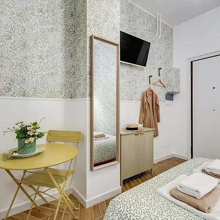 Bdc - Nest! Small But Cozy