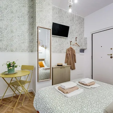 Appartement Bdc - Nest! Small But Cozy Rome