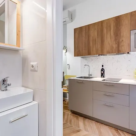 Bdc - Nest! Small But Cozy Rome