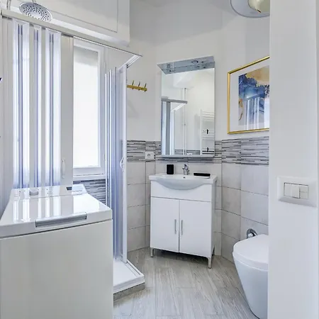 Appartement Bdc - Nest! Small But Cozy *