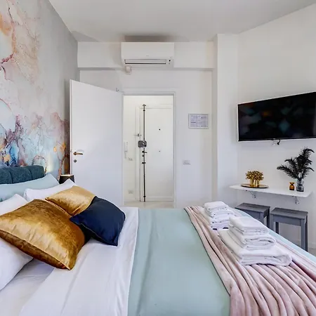 Bdc - Nest! Small But Cozy
