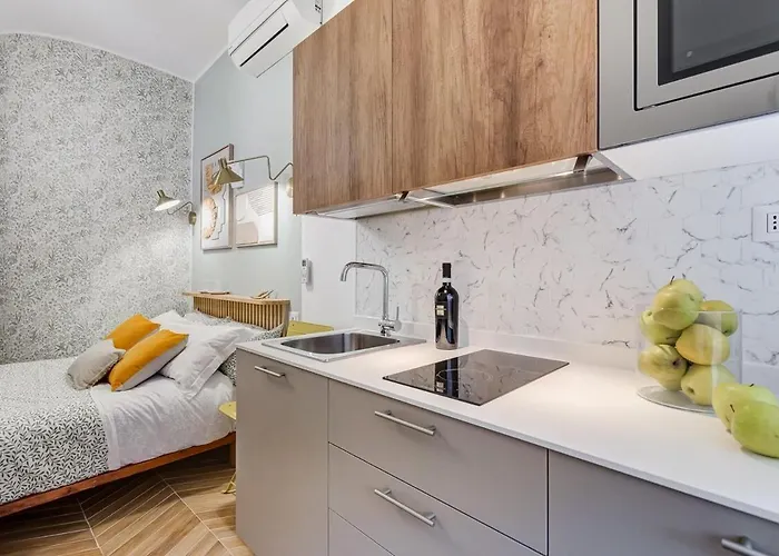 Bdc - Nest! Small But Cozy 아파트 로마