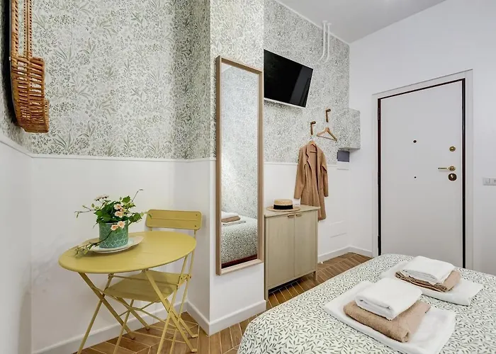 Bdc - Nest! Small But Cozy